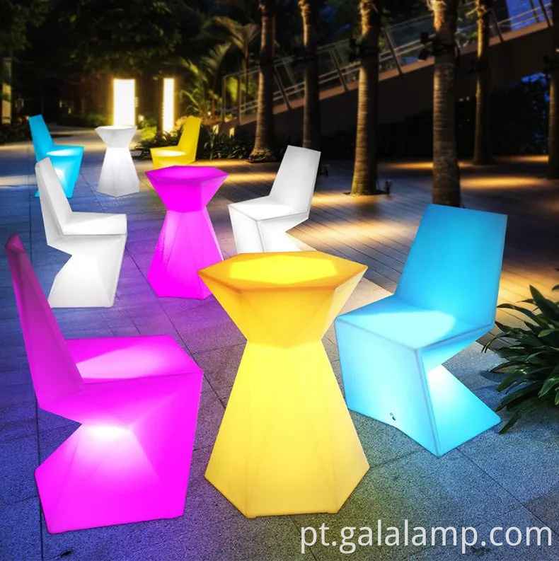 Conjunto elegante de refeições ao ar livre LED luminosa para varandas aconchegantes